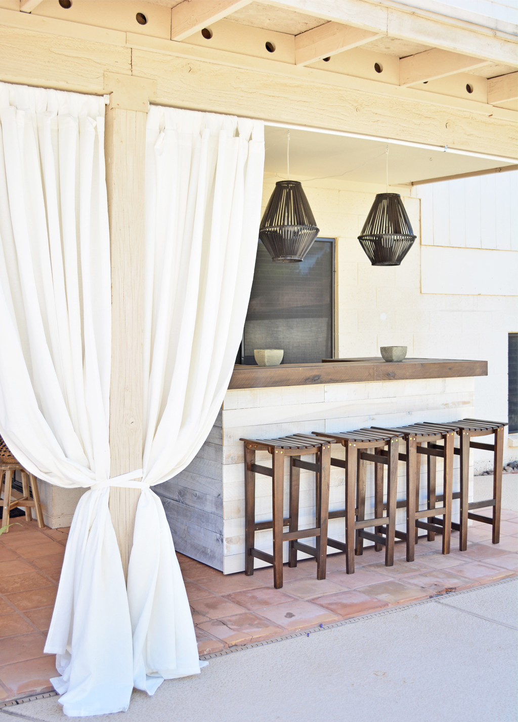 Build your own outdoor poolside bar