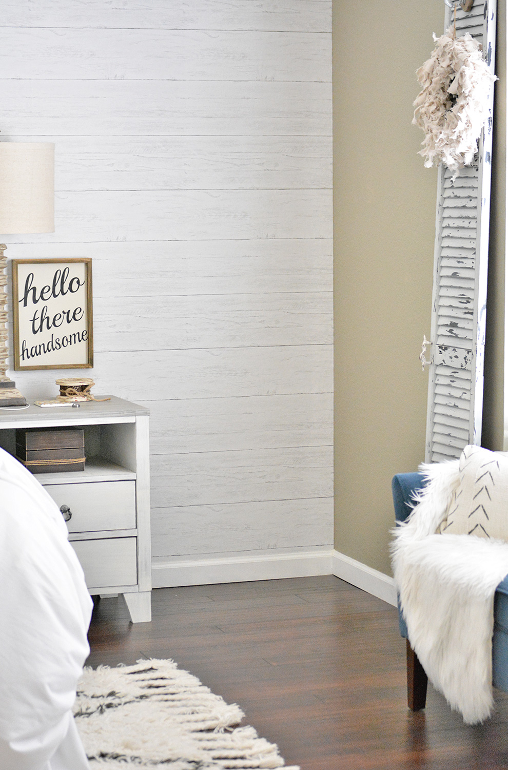 Wallpops Shiplap